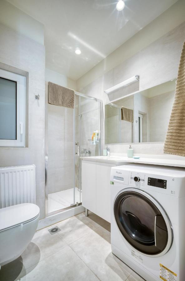 Lovely Sunlit Central Athens 2 Bedroom 2 Bathroom Condo Buitenkant foto